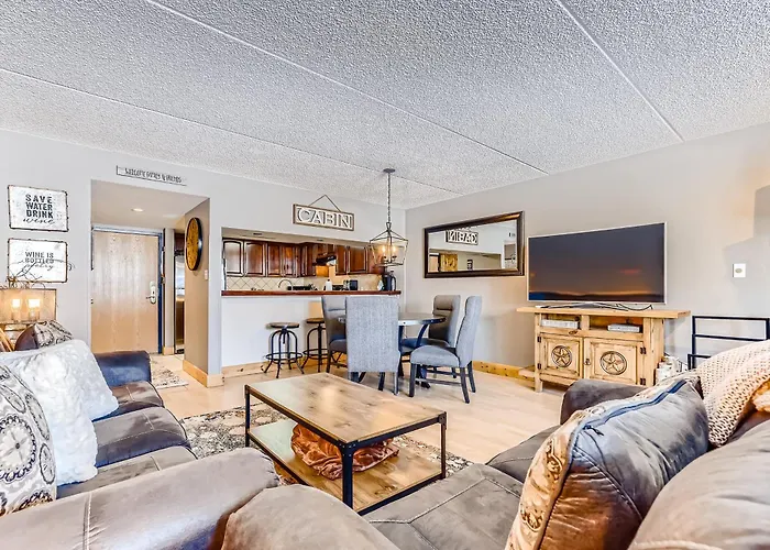 Spruce Apartment *